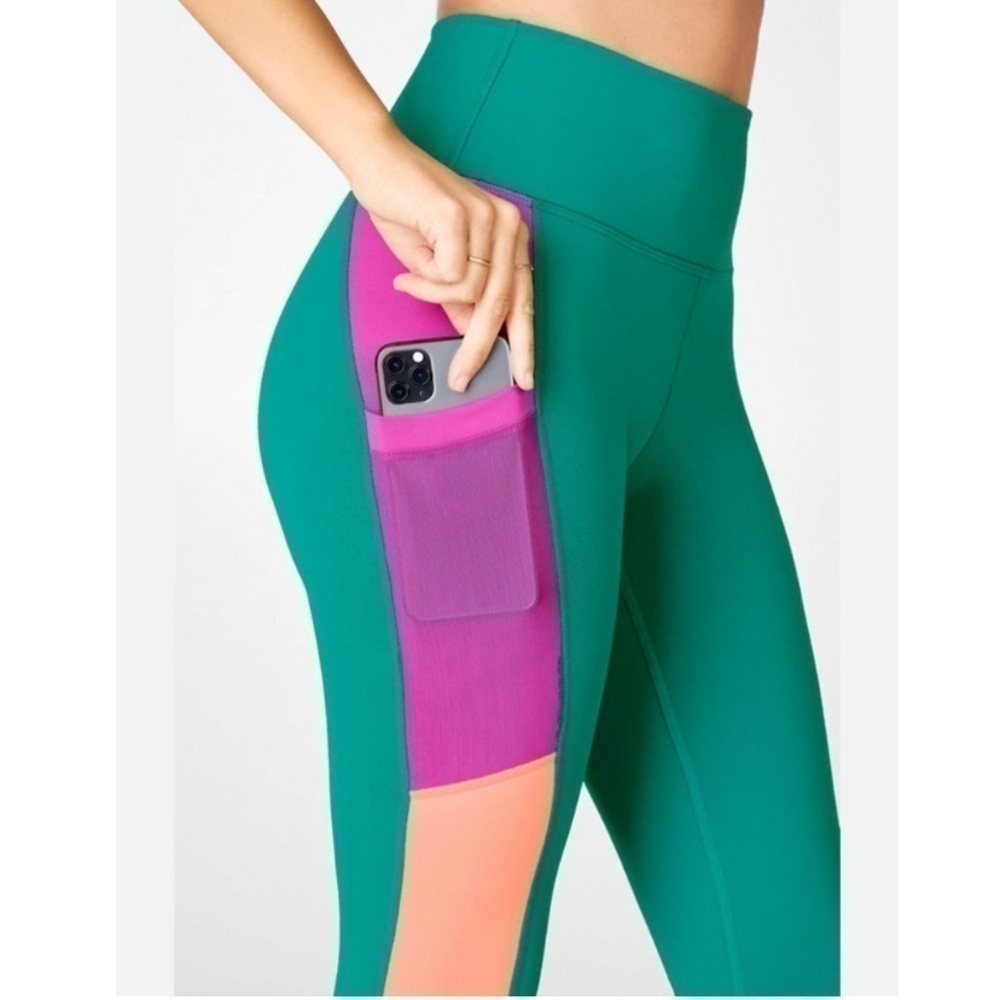 Fabletics On The Go Powerhold High Waisted Leggings - Picture 2 of 6